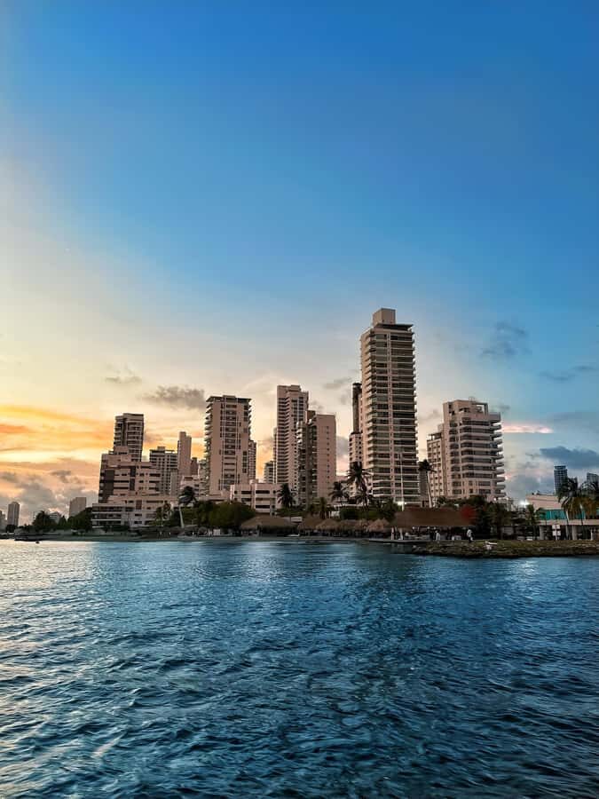 2-hour tour in Cartagena Sunset View in party boat - After the cruise: the downtown nightclub entrance