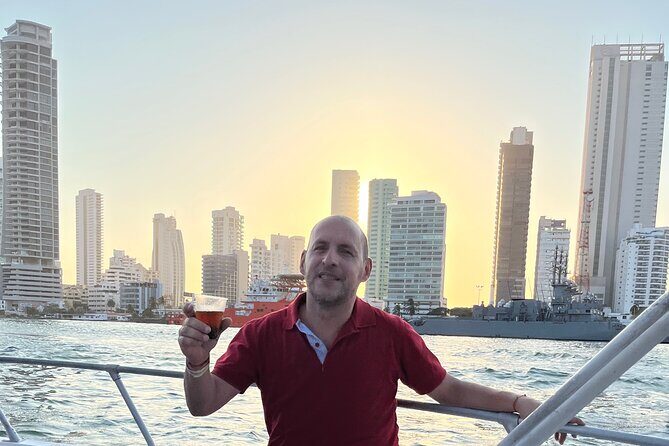 2 hrs Tour in Cartagena Bay with Sunset View - How the Pegasus Bay sunset timing works in Cartagena