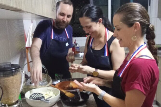 4h Cooking Class in Cartagena with 10 Recipes & Bottomless Drinks - Manga meet-up and the 6:00 pm timing sweet spot