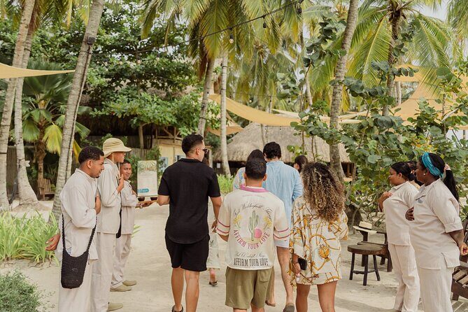 5 Stop Boat Tour Rosario Islands with Lunch, Forts, & Snorkeling - VIP, ECO, or PARTY: choosing your day on the Rosario Islands