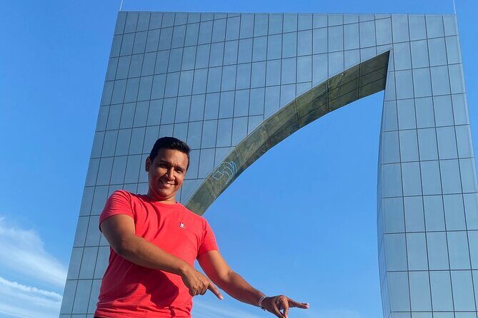 Adventure in Barranquilla and Santa Marta from Cartagena - Malecón León Caridi: river views plus quick Caribbean food breaks