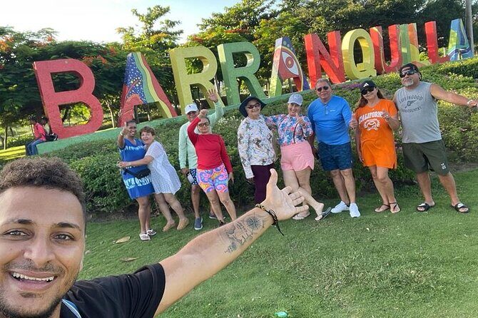 Adventure in Barranquilla and Santa Marta from Cartagena - Santa Marta icons: Pibe Valderrama, Parque de Los Novios, and a quick bridge pass
