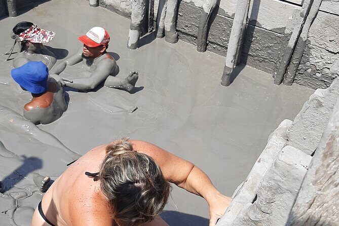 Adventure in Totumo Volcano - Manzanillo del Mar beach club: the payoff after the mud