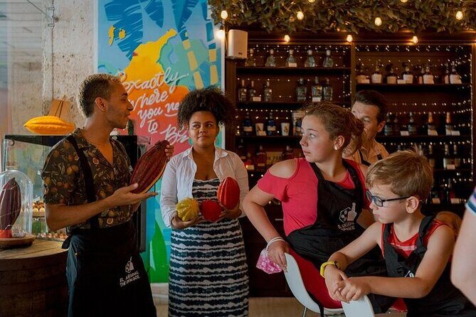 Amazing Colombian Chocolate and Cacao Workshop in Cartagena - Cocoa to cocoa base: roasting, separation, and why types matter