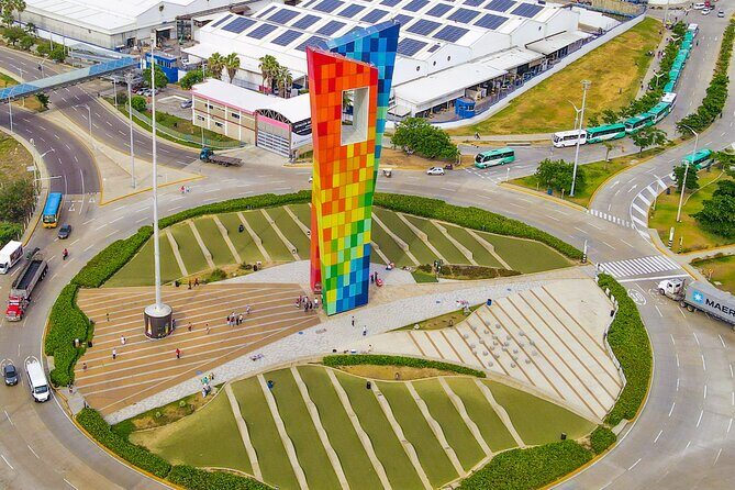 Barranquilla + Puerto Colombia city tour - Shakira and Junior: pop culture with local pride