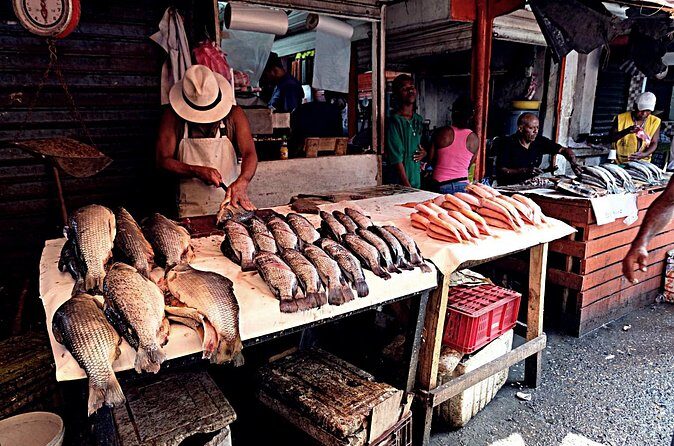 Bazurto Popular Market and Cooking Classes - Guides, Language, and the Right Amount of Personal Attention