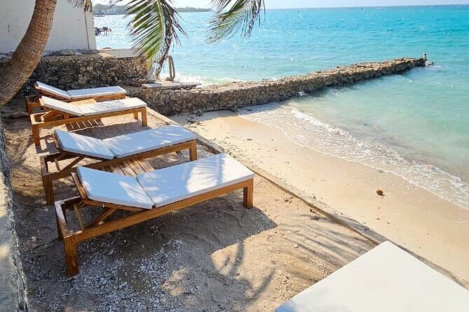 Beach Club Capri At Rosario Islands Italian Vibes - Lunch and Welcome Drink: Gluten-Free Without the “Special Request” Headache