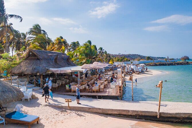 Beach day at Palmarito Beach - Getting that Cartagena-to-island feel without a huge time sink