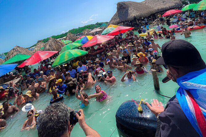 Boat Party on Cholón Island - Stop 3: Cholón Island, where the party actually happens