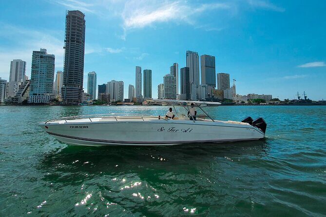 Boat rental for the Rosario Islands up to 15 people. - What you’re actually paying for: captain, skipper, fuel, and comfort basics