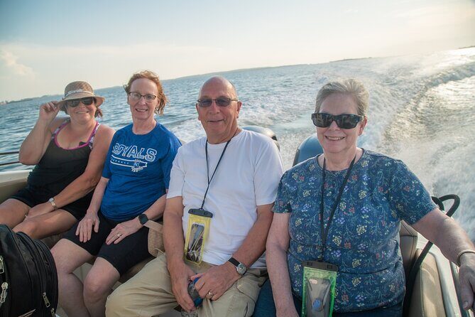 Boat Rental To The Rosario Islands Up To 10 People - Island Highlights: Beach Clubs, Cholon, Baru, and the Pablo Escobar Plane