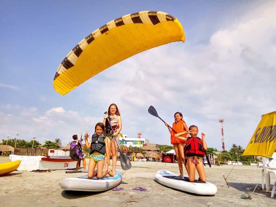Cartagena: 1-Hour Paddleboard Rental or Private Lesson - Where You Meet at La Boquilla and What the Beach Setup Offers