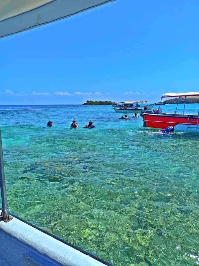 Cartagena: 4 Island Day Trip by Boat and Caribbean Lunch - Day Trip Overview: Rosario Islands, Cholón, and Barú Beach Time