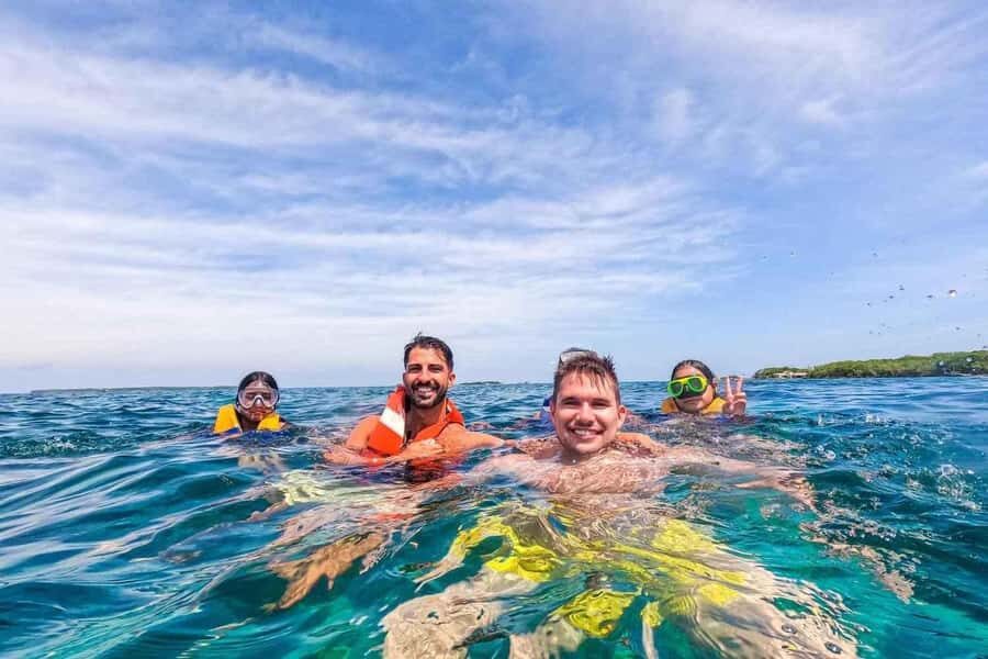 Cartagena: 5 Rosario Islands, Full party with drinks, Snorkeling and lunch - Coral Island or Cocotera: relaxing in the middle of a party itinerary