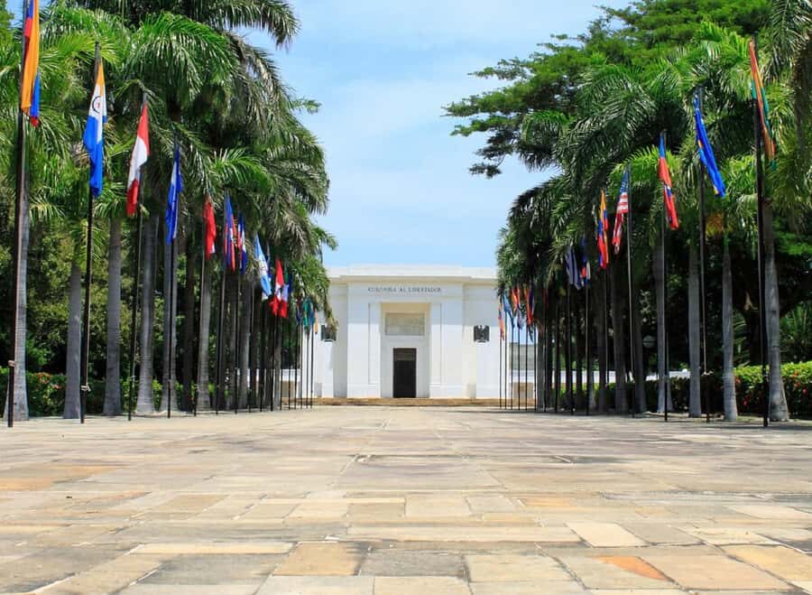 Cartagena: Barranquilla and Santa Marta All-Inclusive Tour - Why this Cartagena-to-two-cities route feels fun, not random