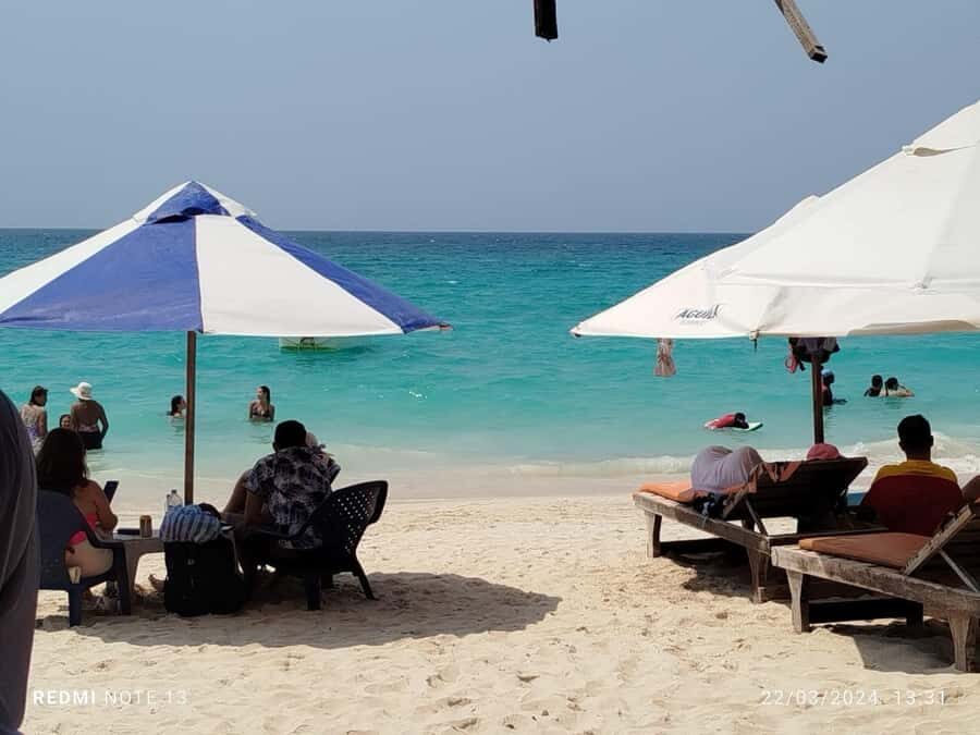 Cartagena: BARÚ Playa blanca with SNORKELING INCLUDED - Price and value: is $61 a good deal?