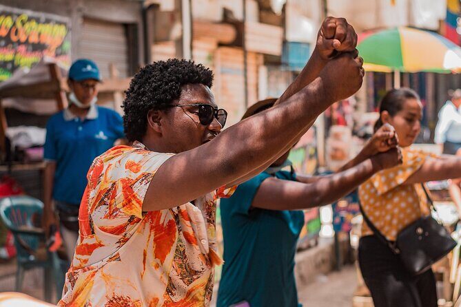 Cartagena Bazurto Market Tour: Authentic Local Flavor - From Éxito Matuna: starting in a place locals actually use