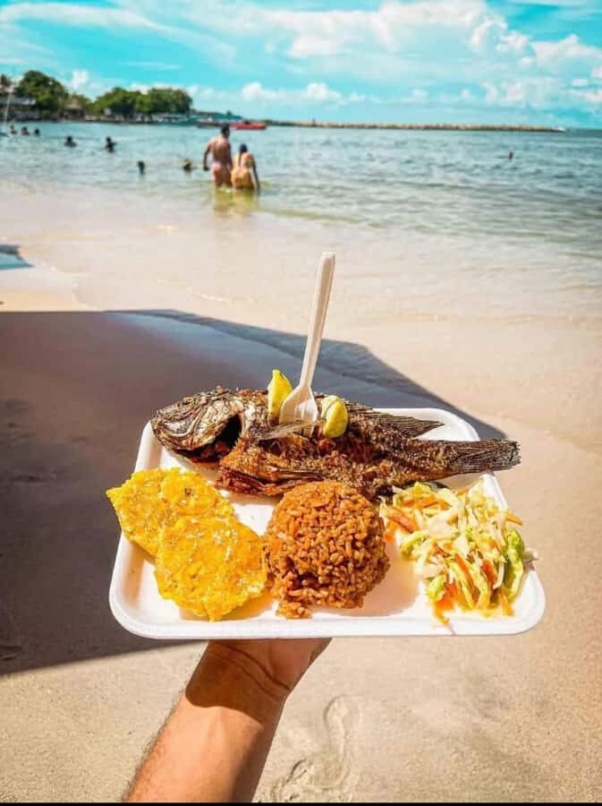 Cartagena: BEACH DAY ON TIERRA BOMBA ISLAND PUNTARENA - Is This $11 Punta Arena Day a Good Value?
