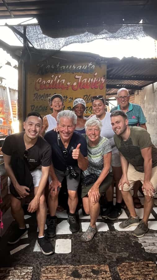 CARTAGENA: BIKE RIDE WITH LUNCH AT BOURDAIN'S FAVORITE SPOT - Bazurto Market Lunch: Anthony Bourdain’s Favorite Spot