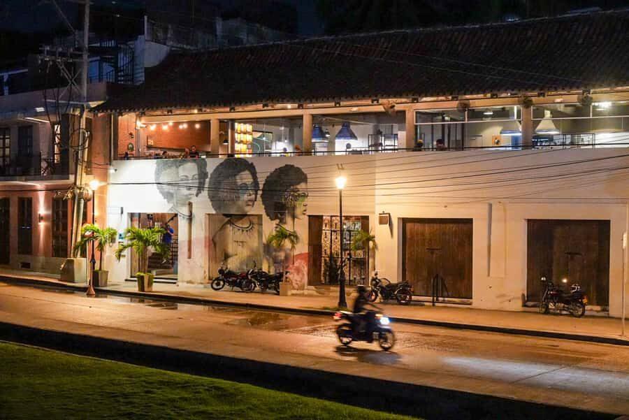 Cartagena: Boutique Rum and Chocolate Tasting at Lunático - What the 2 Hours Feels Like: Pace, Group Size, and the “Eat First” Rule