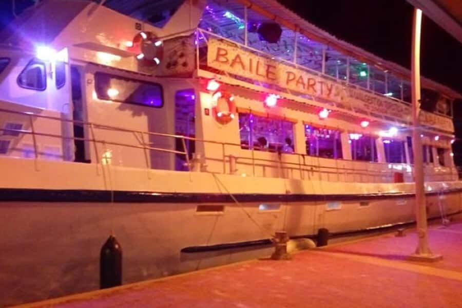 Cartagena: Buffet & party night,cocktails sailing in the bay - Quick Take: What Makes This Cartagena Night Cruise Worth It