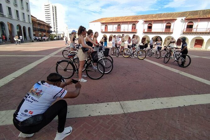 Cartagena by Bike: History, Culture and More Inside the Wall - Santo Domingo and San Diego entrances: gates, walls, and the big-city plan