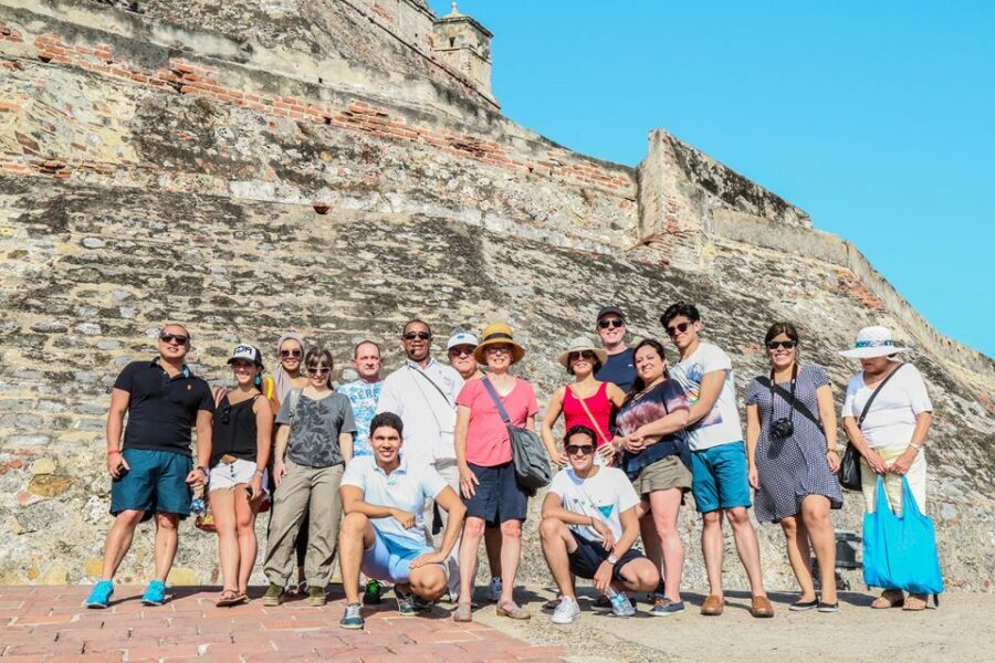 Cartagena City Tour: 4-Hour Cruise Excursion - Manga Neighborhood: Moorish and Republican Houses (and a Quick Reality Check)