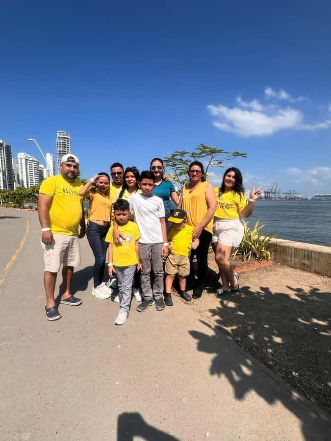 Cartagena: CITY TOUR IN ENGLISH, Old city, Monuments, Castle - The postcard stops you’ll remember: India Catalina, Old Shoes, and Cartagena letters