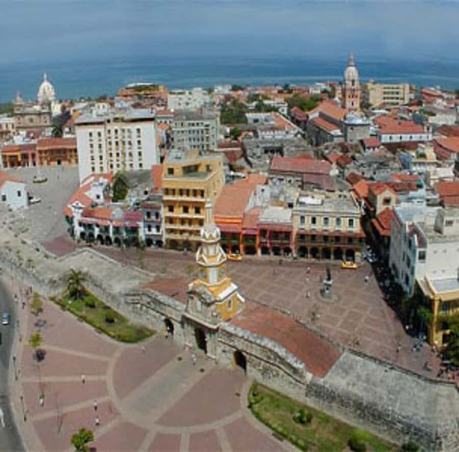 Cartagena City Tour with San Felipe Castle & Old Town Walk - San Felipe Castle: Spain’s hilltop fortress, with tunnels and strategy