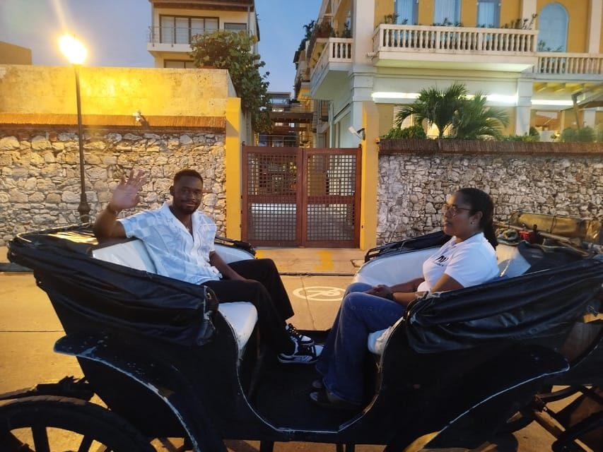 Cartagena: COLLONIAL HORSE DRAWN CARRIAGE by THE OLD CITY - The horse, the carriage, and keeping expectations realistic