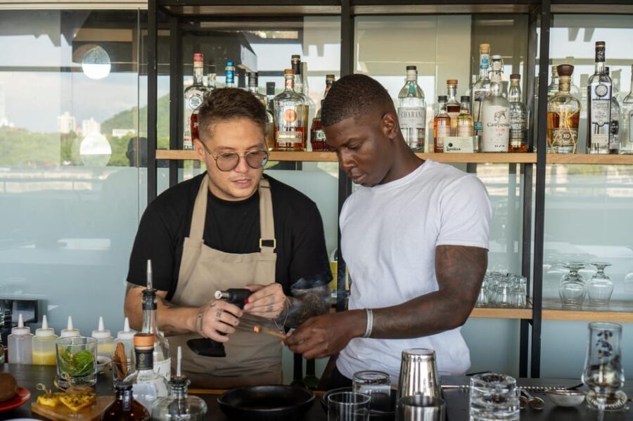 Cartagena: Colombian Cocktail Masterclass - What you actually do during the class (and what to expect if you want full participation)