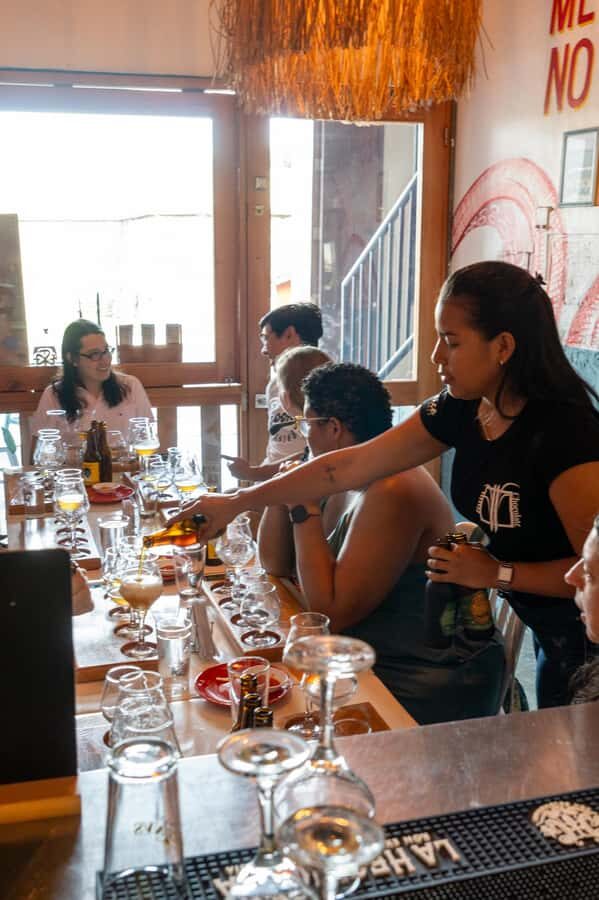 Cartagena: Colombian Craft Beer Tasting - Finding the Spot: Caffé Lunático and the Tres Guerreras Mural