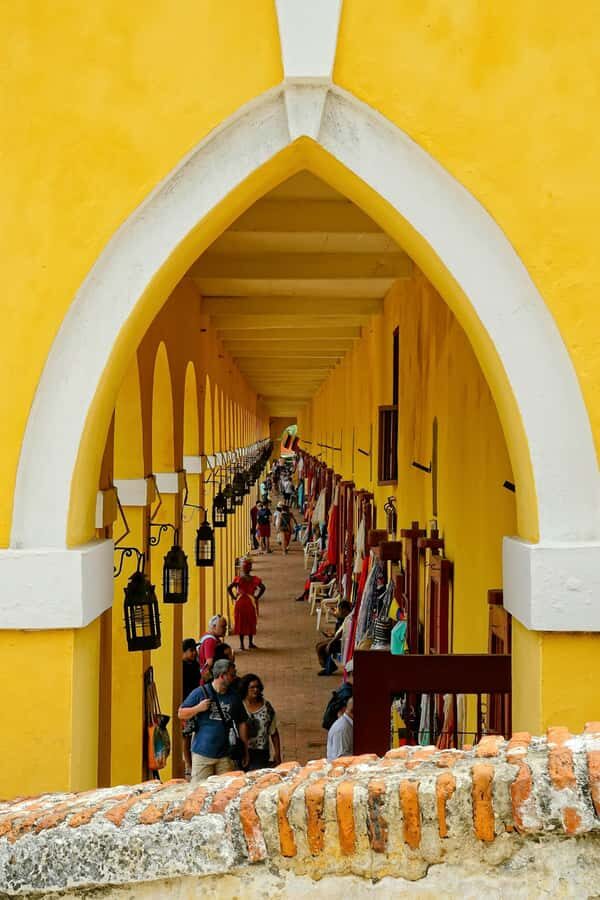 Cartagena: Complete Tour "San Felipe Castle, Popa and Getsemaní". - Price and value: $55 for guide, transport, and admissions