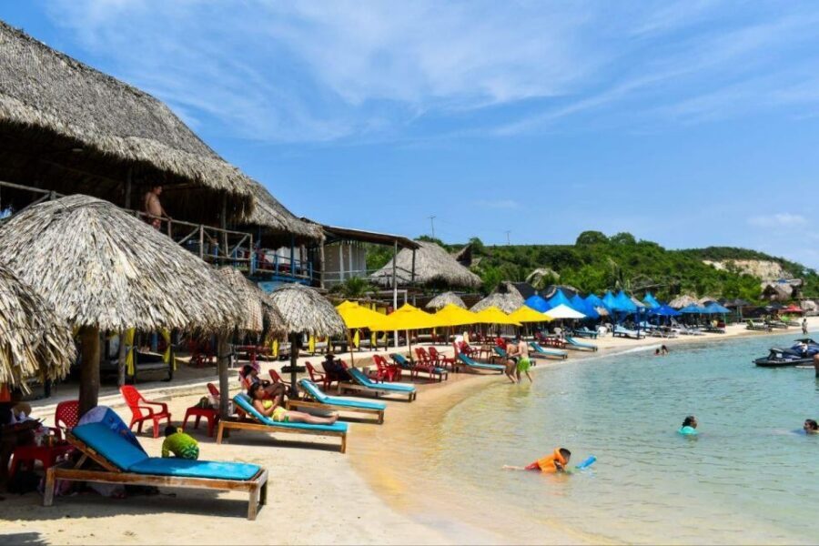 Cartagena: Day Tour to Tierra Bomba Island - Lunch on Tierra Bomba: fish or chicken, plus sides that fill you up