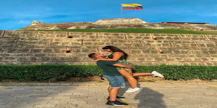 Cartagena: Explore with a city tour aboard a typical "chiva". - Castillogrande Bay and the Tourist Zone Loop