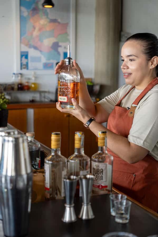 Cartagena: Express Rum and Chocolate Tasting Experience - The tasting flight: what you’ll actually sample