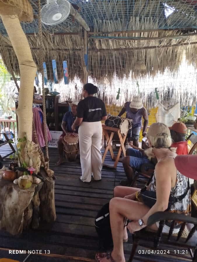 Cartagena: FISHERMEN'S ISLAND IN THE MANGROVES by canoe - Why La Boquilla feels like a different Cartagena