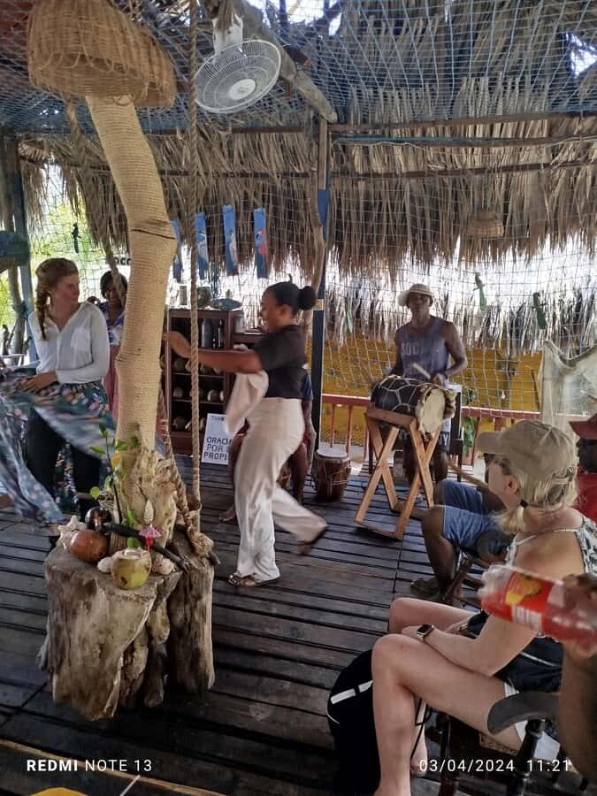 Cartagena: FISHERMEN'S ISLAND IN THE MANGROVES by canoe - Isla de los Pescadores: coco frío, music, dance, and local history