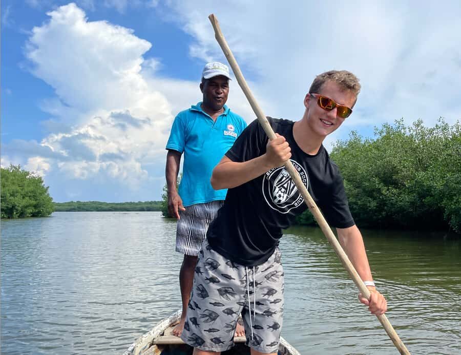 Cartagena Fishing, Crabbing, Birdwatching Experience + Lunch - Birdwatching in the Lagoon: 300+ Species Without the Rush