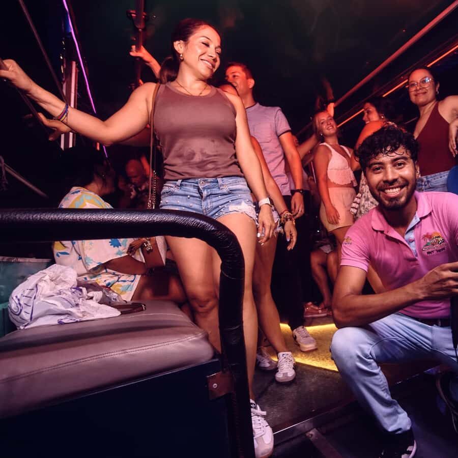 Cartagena: Funny PartyBus with dance floor and good music! - Price and logistics: why $26 can feel like a bargain