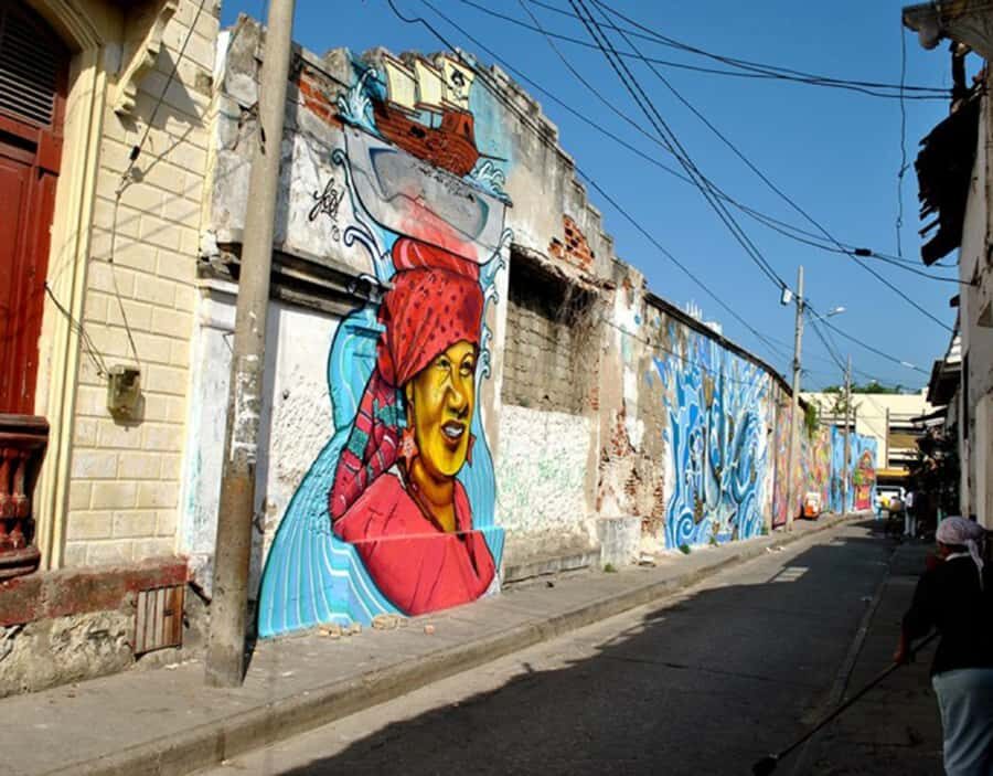 Cartagena: Graffiti Tour in Getsemani - The people moments: meeting locals where the art lives