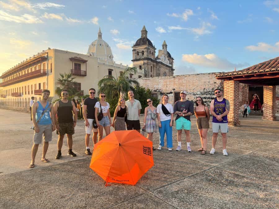 Cartagena: Historic Center and Getsemaní Shared Walking Tour - Starting in the right spot: Plaza Cervantes and the Clock Tower