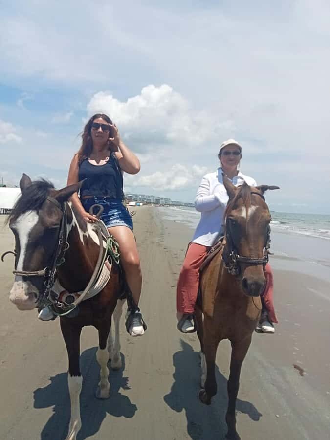 Cartagena: Horse Riding on the Beach with Photos and Lunch - Photo and Video Help: How to Get Real Memories