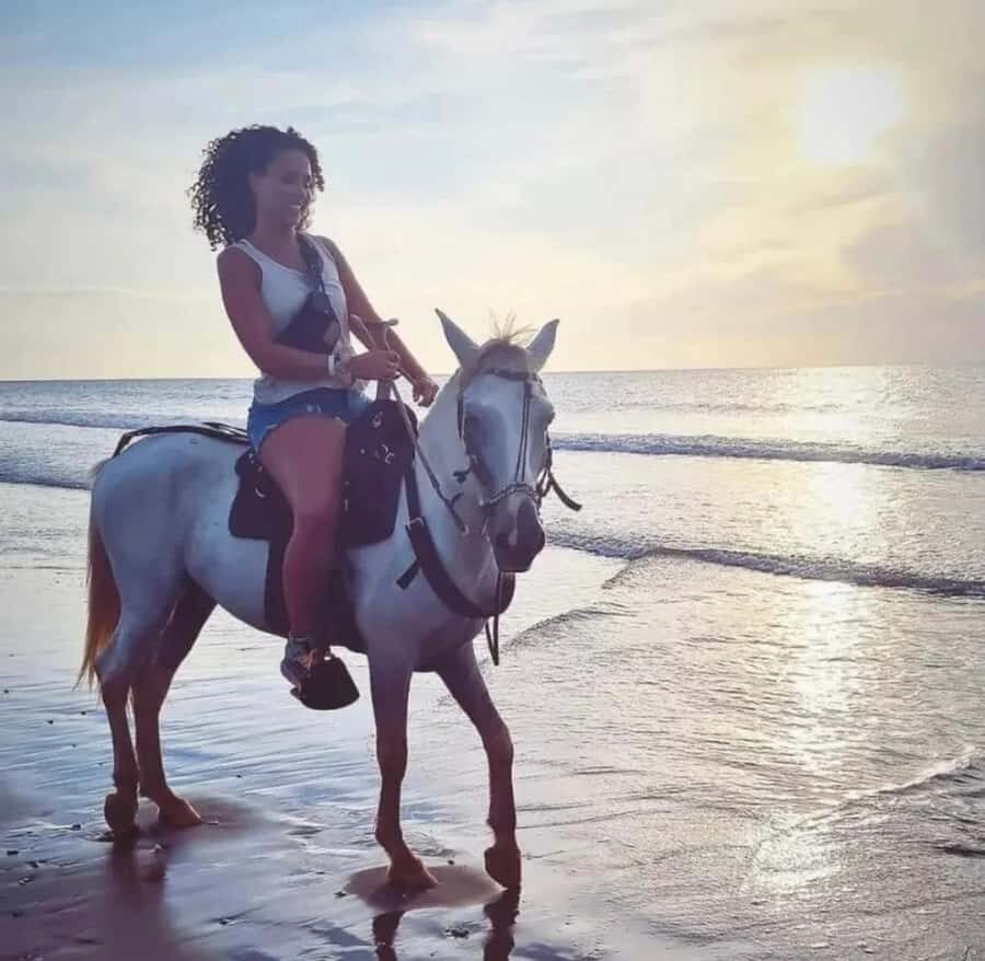 Cartagena: Horseback Ridding Excursion on the Beach - Getting from Cartagena to the Manzanillo beachfront