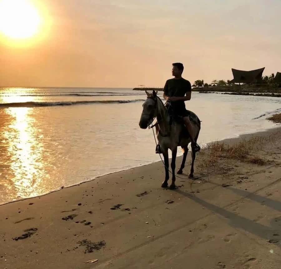Cartagena: Horseback Ridding Excursion on the Beach - The 2 hours on the clock vs. the 1 hour on horseback
