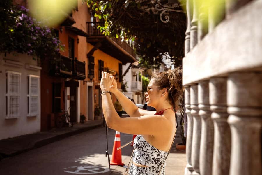 Cartagena Instagram Mobile Workshop: Scenic and Trendy Shots - Optional Palenqueras Photos: A Cultural Bonus (Bring Extra Cash)