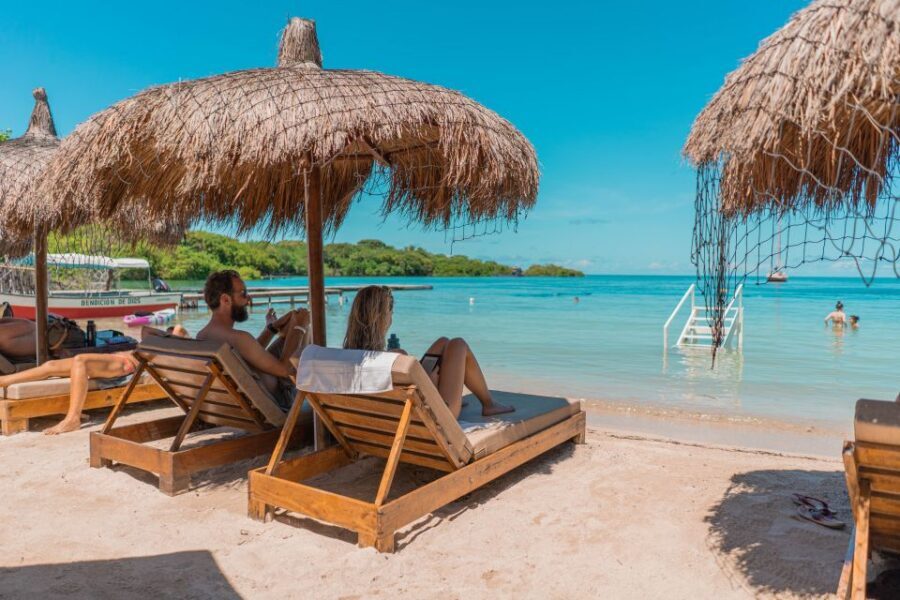 Cartagena: Islabela Islands Boat Trip with Lunch & Cocktail - Key takeaways before you go