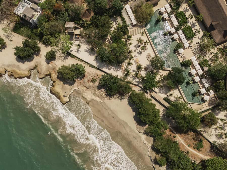 Cartagena: Makani Luxury Beach Club Day Pass - Kai Zone and the day pass vibe: pool-first, activity-ready