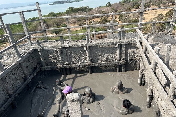 Cartagena Mud Volcano Tour — VIP Exclusive Crowd-Free Access! - Drinks, photos, and the small service details that matter