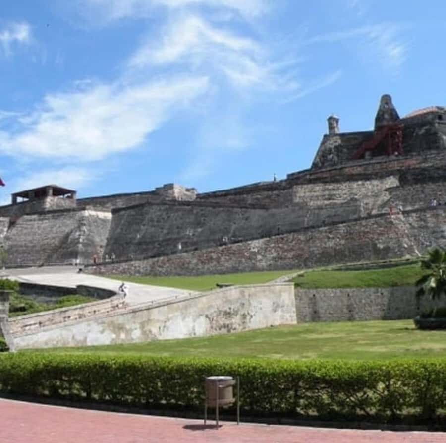 Cartagena: Panoramic City Tour, Monuments, Walls, Castle - Chiva Bus Ride: Getting Oriented Without Burning Your Legs